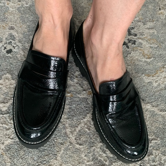 Franco Sarto Black Patent Loafer size 8.5 - Picture 1 of 7